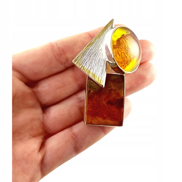 5453b72e38bc4a181dc39d61d14cede9.jpg Niepowtarzalny wisiorek srebrny z dużym koniakowym oraz cytrynowym bursztynem - unikat - Srebro 925