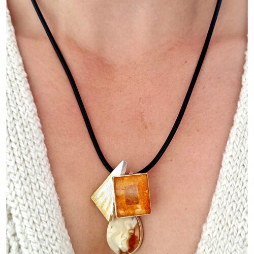 Niepowtarzalny wisiorek srebrny z dużym cytrynowym oraz mlecznym bursztynem - unikat - Srebro 925