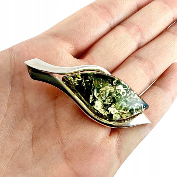 6253a1a35d94e547f9394bb5b295e136.jpg Niepowtarzalny wisiorek srebrny z dużym zielonym bursztynem - unikat - Srebro 925