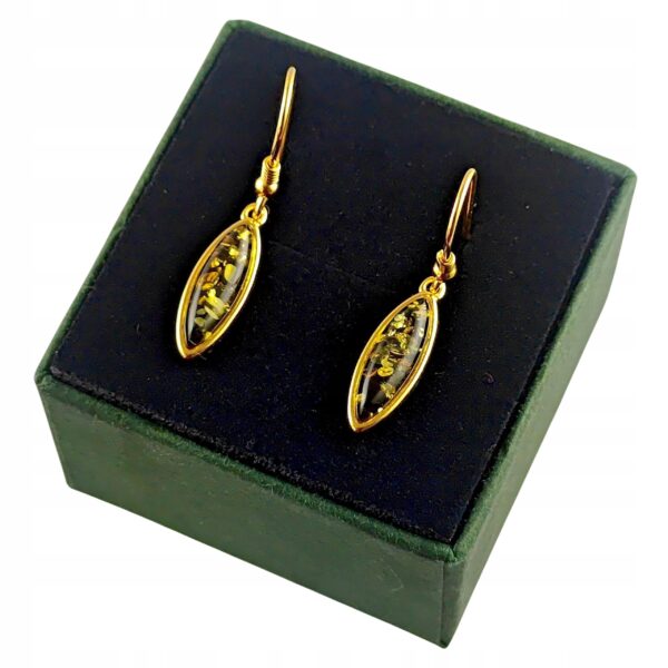 67594c56f530759a12ad3a53d3f2d9d4.jpg KOLCZYKI ZŁOTE z CERTYFIKOWANYM Bursztynem Długie Bigiel Srebro POZŁACANE