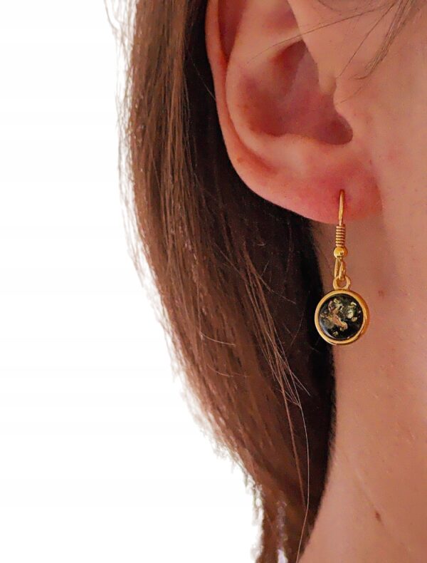 8cf6b120ec36ebd04dbdbe645bd16c3d.jpg Kolczyki złote z bursztynem - bigiel otwarty - srebro pozłacane 925