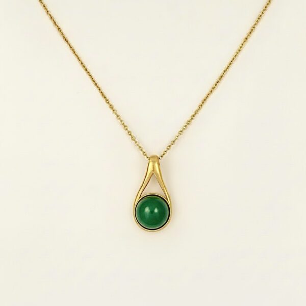 WISIOREK ZŁOTY z AGATEM ZIELONYM – MINIMALISTYCZNY – SREBRO POZŁACANE 925