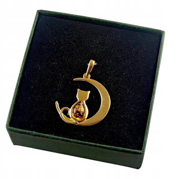 ebdc096a8111e781b8a684186d650958.jpg WISIOREK ZŁOTY z CERTYFIKOWANYM Bursztynem KOT Piękny Srebro Pozłacane 925