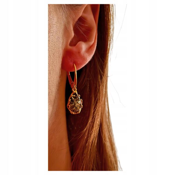 0defc39a67518aca3c7279645af027a0.jpg KOLCZYKI ZŁOTE z CERTYFIKOWANYM Bursztynem WISZĄCE PIĘKNE Srebro Pozłacane