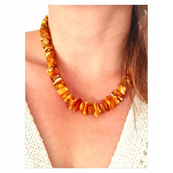 Naszyjnik z Surowego Bursztynu Certyfikowanego ręcznie wykonany na Tarczycę