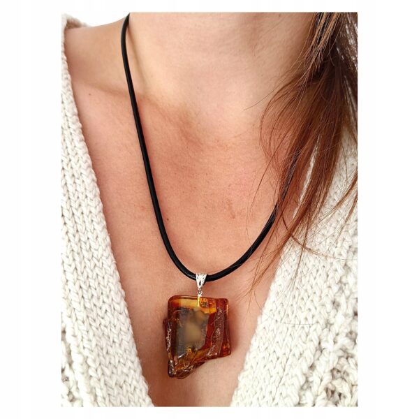 1a6e4a0cedb1500c250292b7500a7ee9.jpg WISIOREK SREBRNY z CERTYFIKOWANYM Bursztynem PIĘKNY NATURALNY Srebro 925