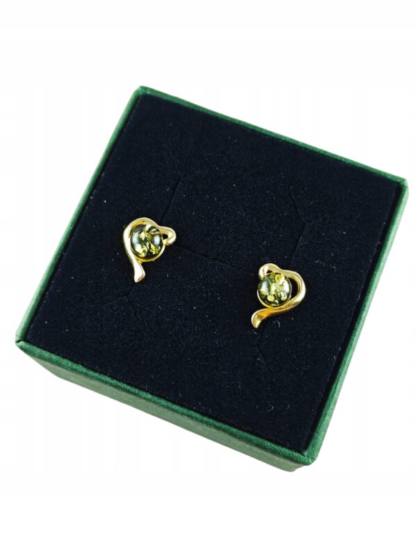 1de9d21bce7fe6c214e9e71272c60aad.jpg Kolczyki srebrne pozłacane serduszka z bursztynem