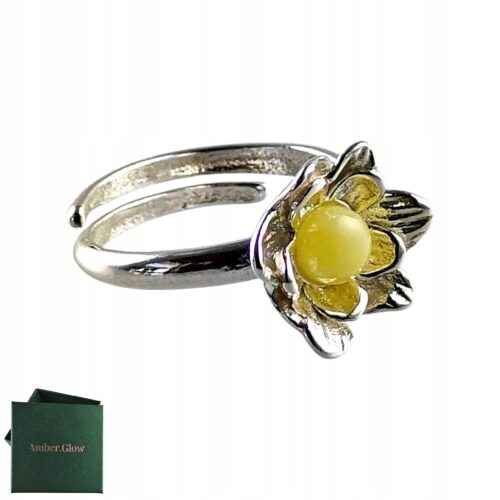 Pierścionek srebrny regulowany z mlecznym bursztynem - kwiatek