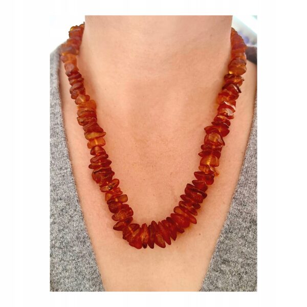 Naszyjnik z Surowego Bursztynu Certyfikowanego ręcznie wykonany na Tarczycę