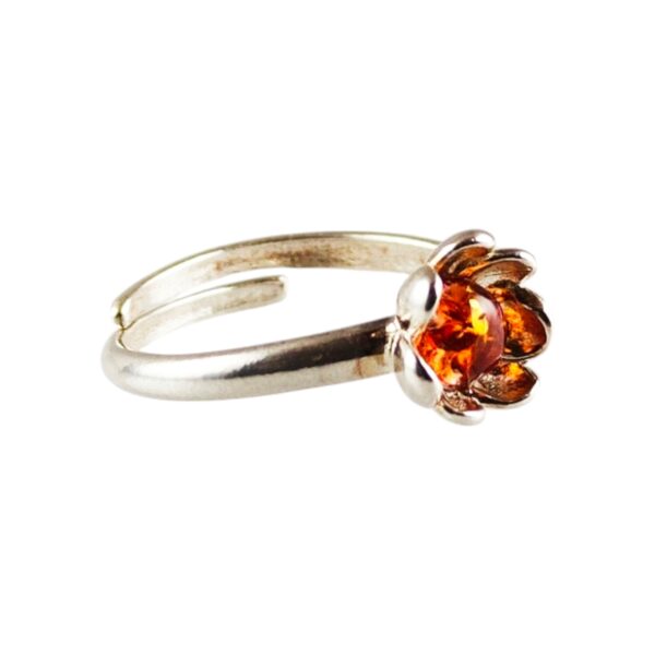 Pierścionek srebrny z bursztynem - kwiatek