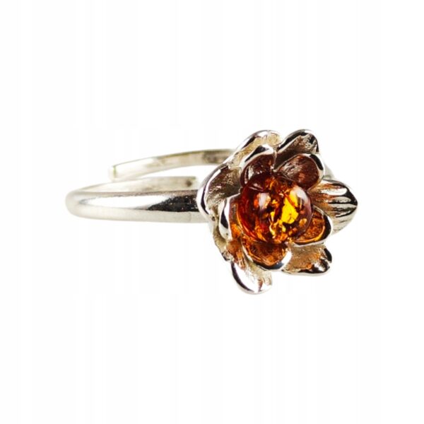 Pierścionek srebrny z bursztynem - kwiatek