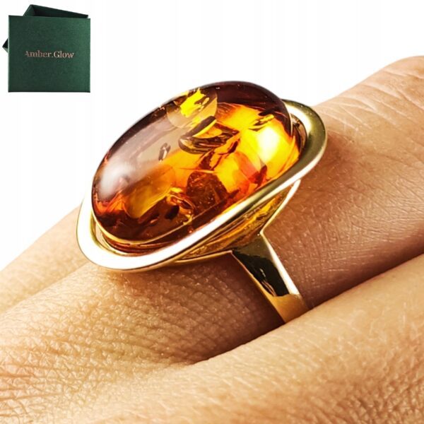 Pierścionek srebrny pozłacany z bursztynem - owalny klasyczny
