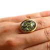 Pierścionek złoty regulowany z zielonym bursztynem - owalny klasyczny - srebro pozłacane
