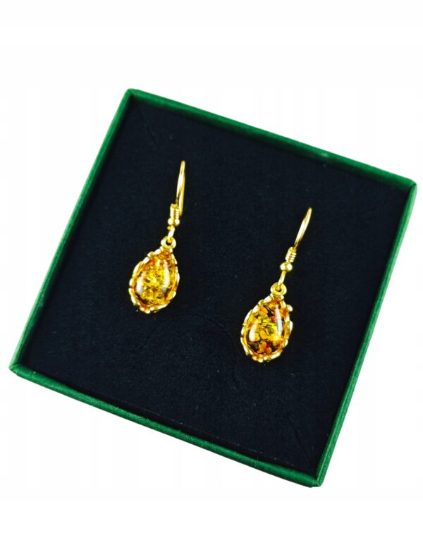 Kolczyki złote z bursztynem z koronkowym zdobieniem - srebro pozłacane