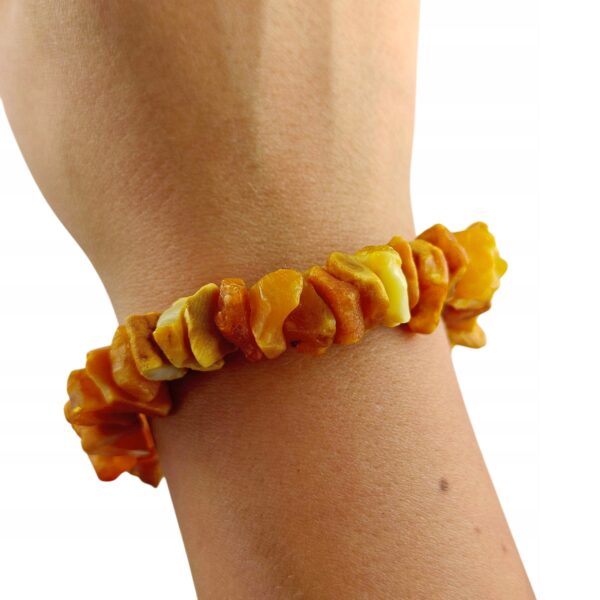 82b93d4310848210eec1f15c2edcfad2-3.jpg Bransoletka z naturalnym nieszlifowanym bursztynem - na gumce - mleczna