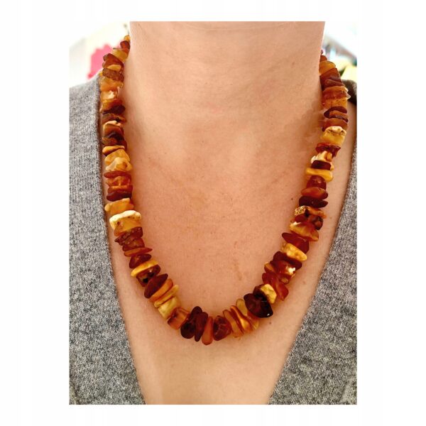 Naszyjnik z Surowego Bursztynu Certyfikowanego ręcznie wykonany na Tarczycę