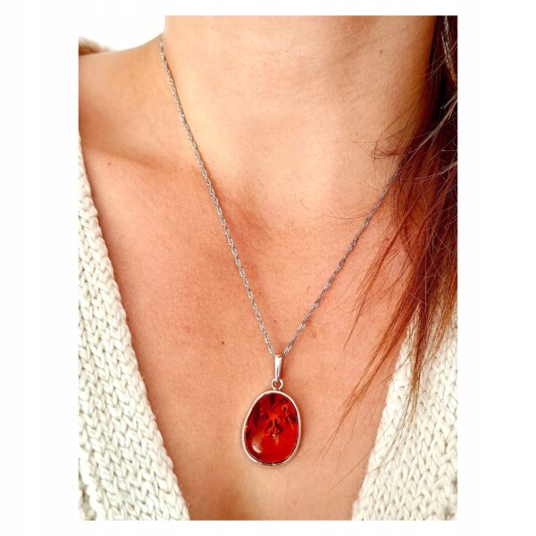 8f5ace08528b6687306df1d7fcbb5c4a.jpg WISIOREK SREBRNY z CERTYFIKOWANYM Bursztynem PIĘKNY NATURALNY Srebro 925