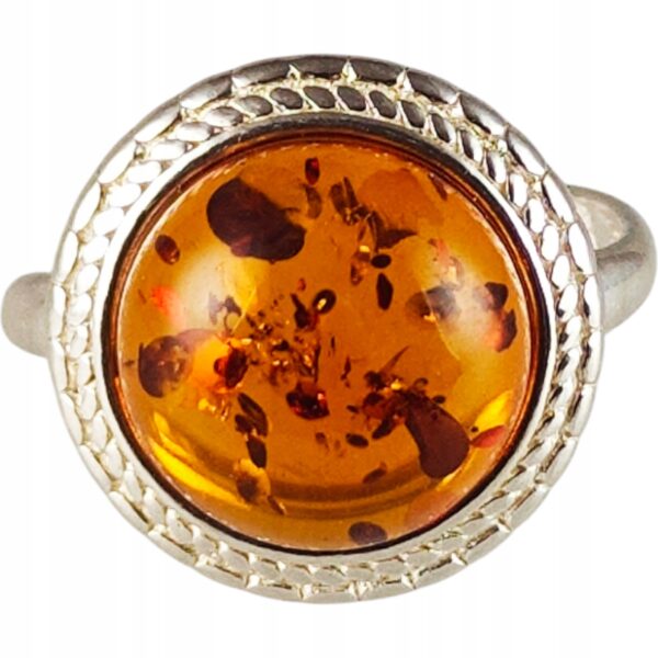 Pierścionek srebrny z bursztynem - okrągły