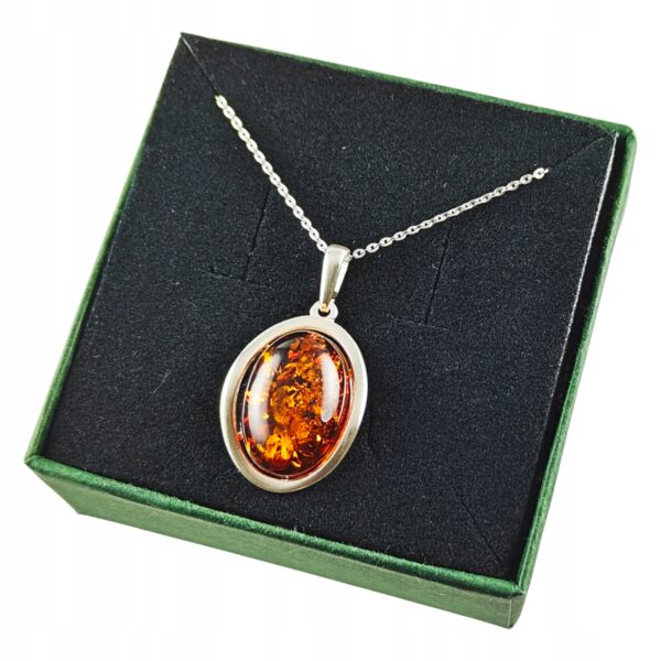 Wisiorek srebrny z koniakowym bursztynem