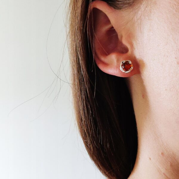 Kolczyki srebrne z bursztynem