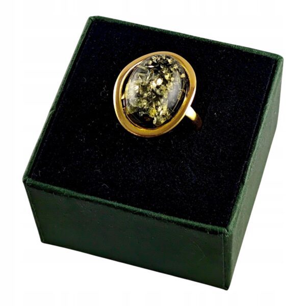 Pierścionek złoty regulowany z zielonym bursztynem - owalny klasyczny - srebro pozłacane