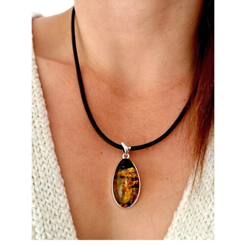 WISIOREK SREBRNY z CERTYFIKOWANYM Bursztynem NIEPOWTARZALNY SREBRO 925