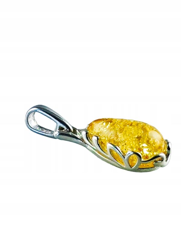 Wisiorek srebrny z cytrynowym bursztynem - koronkowy