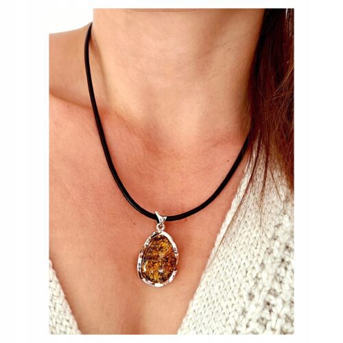 WISIOREK SREBRNY z CERTYFIKOWANYM Bursztynem NIEPOWTARZALNY SREBRO 925