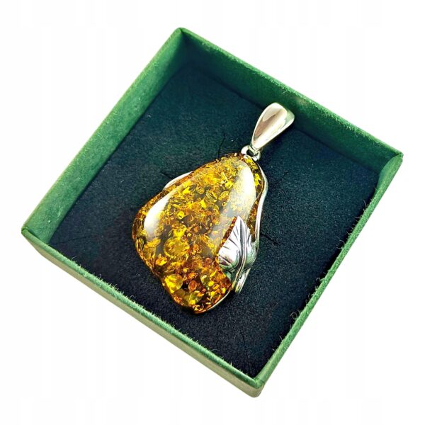 WISIOREK SREBRNY z CERTYFIKOWANYM Bursztynem NIEPOWTARZALNY SREBRO 925