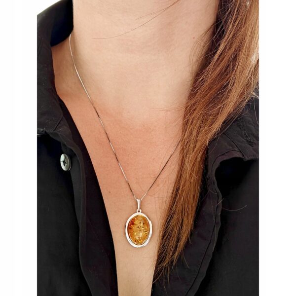 WISIOREK SREBRNY z DUŻYM CERTYFIKOWANYM Bursztynem Srebro ELEGANCKA PIĘKNA