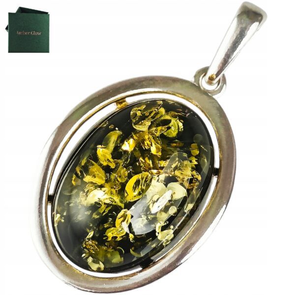 Wisiorek srebrny z zielonym bursztynem