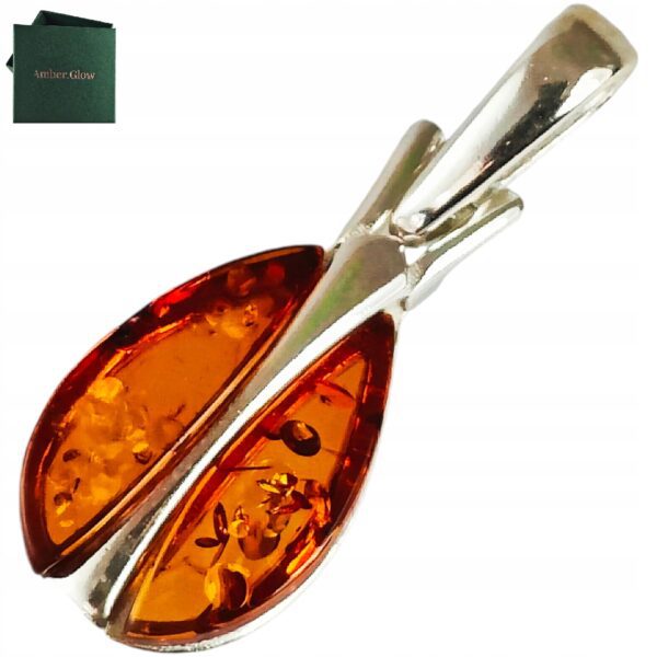 DELIKATNY WISIOREK SREBRNY Z BURSZTYNEM bałtyckim SREBRO 925