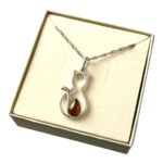 07dbd5b57f5c26fad9d5f273a9d0bc76.png WISIOREK SREBRNY KOT KOTEK z Bursztynem WYJĄTKOWY DUŻY Srebro 925 PREZENT