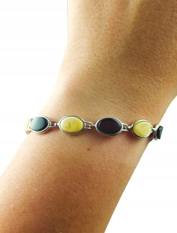 Bransoletka srebrna z bursztynem - klasyczna