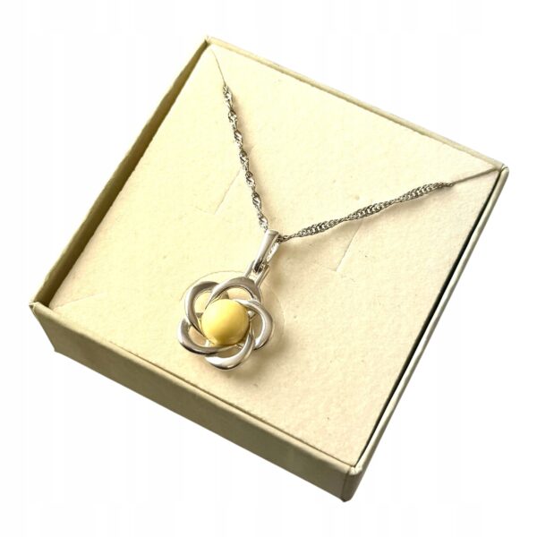 WISIOREK SREBRNY Z CERTYFIKOWANYM BURSZTYNEM ŚLICZNY PIĘKNY SREBRO 925