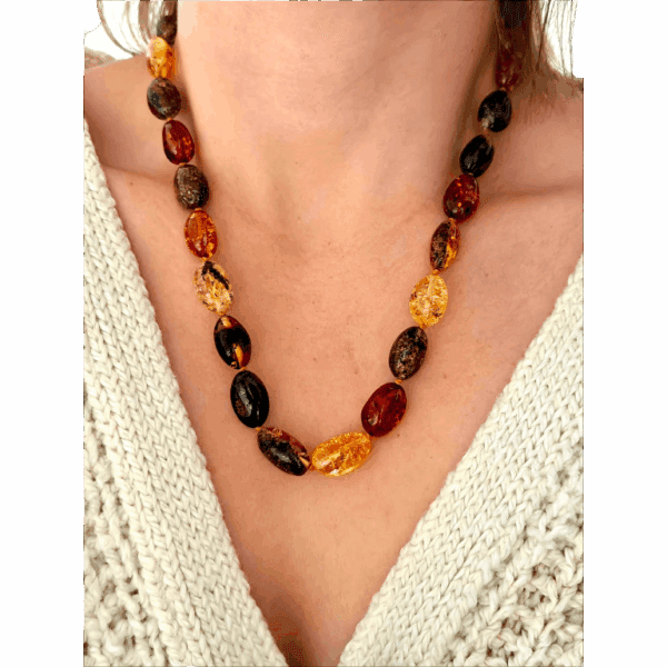 b0fdbe4383bf49bb8a72ea43e01ac669-1.png NASZYJNIK z CERTYFIKOWANYM BURSZTYNEM Ręcznie Wykonany ŚLICZNY PIĘKNY