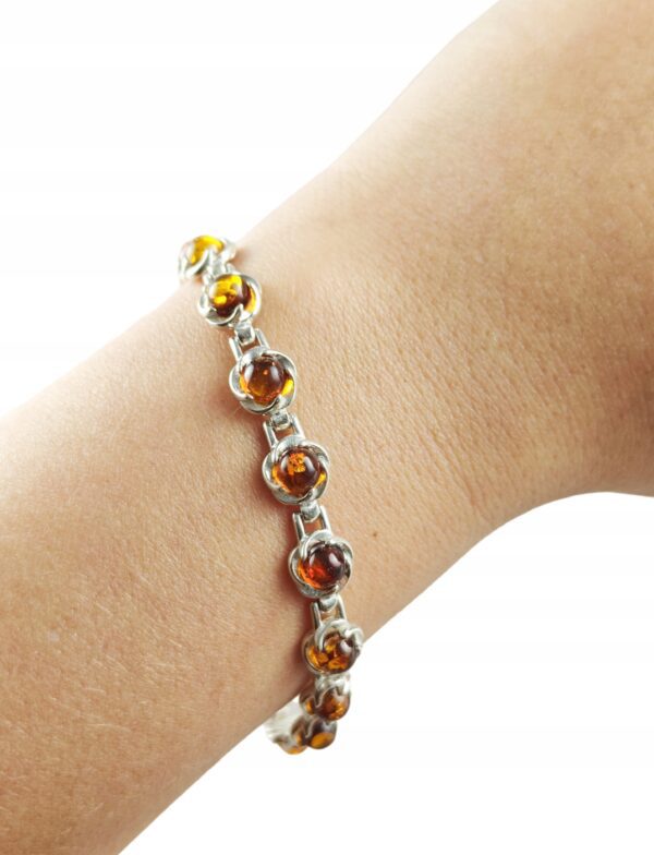 Bransoletka srebrna z koniakowym bursztynem
