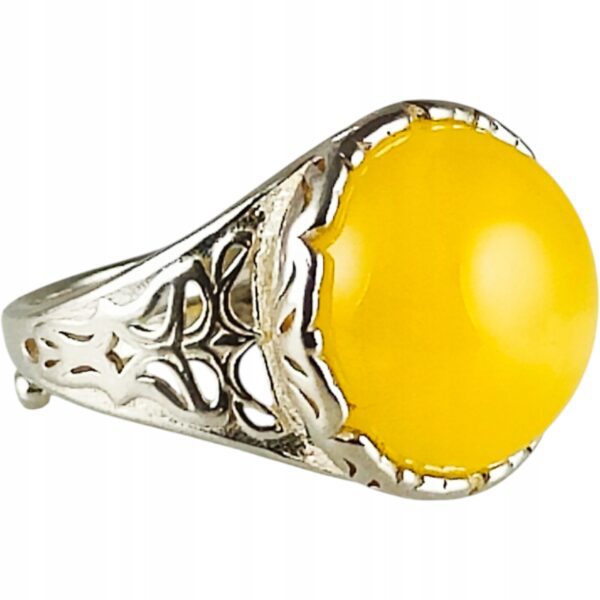 Pierścionek srebrny z bursztynem - okrągły z ażurowym zdobieniem