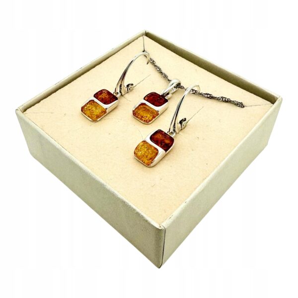 KOMPLET KOLCZYKI WISIOREK Z CERTYFIKOWANYM BURSZTYNEM PIĘKNY SREBRO 925