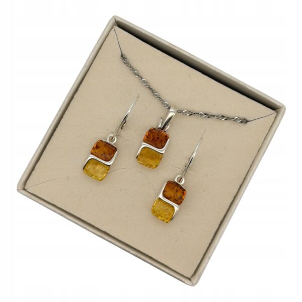 KOMPLET KOLCZYKI WISIOREK Z CERTYFIKOWANYM BURSZTYNEM PIĘKNY SREBRO 925