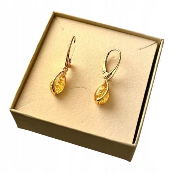 KOLCZYKI ZŁOTE Z CERTYFIKOWANYM BURSZTYNEM WISZĄCE SREBRO POZŁACANE PIĘKNE