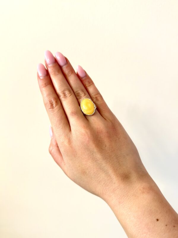 PIERŚCIONEK SREBRNY REGULOWANY z DUŻYM Bursztynem Srebro PIĘKNY ELEGANCKI