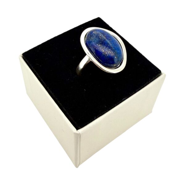 IMG_1524-Photoroom (1) PIERŚCIONEK SREBRNY REGULOWANY Z LAPISEM LAZULI – OWALNY – SREBRO 925