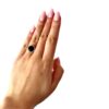 PIERŚCIONEK SREBRNY REGULOWANY Z ONYKSEM – OKRĄGŁY – SREBRO 925