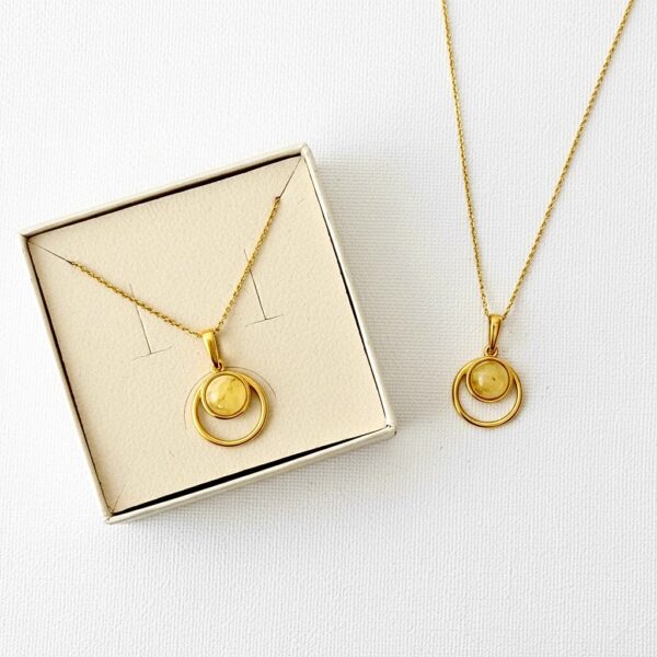 WISIOREK ZŁOTY ZAWIESZKA Z BURSZTYNEM OKRĄGŁY POZŁACANY SREBRO NA PREZENT