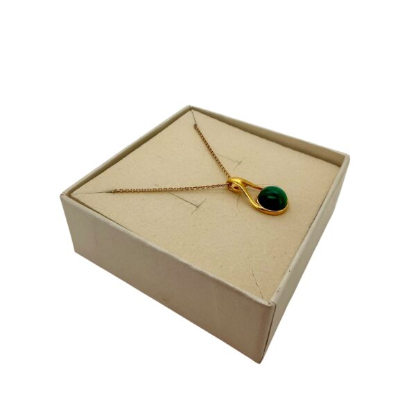 WISIOREK ZŁOTY z MALACHITEM – MINIMALISTYCZNY – SREBRO POZŁACANE 925