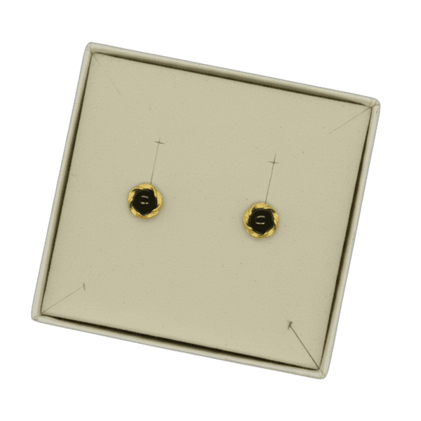 Photoroom_20260315_112119 KOLCZYKI ZŁOTE z ONYKSEM – DELIKATNE – SREBRO POZŁACANE 925