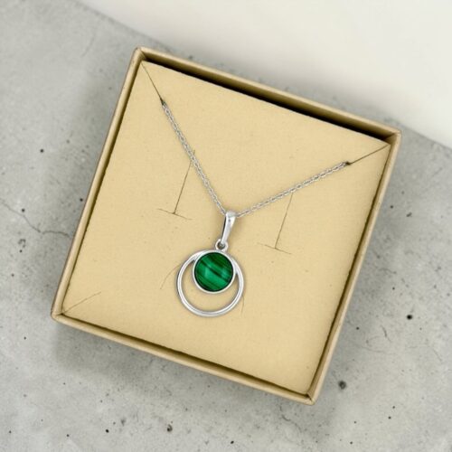 WISIOREK SREBRNY z MALACHITEM – OKRĄGŁY – SREBRO 925