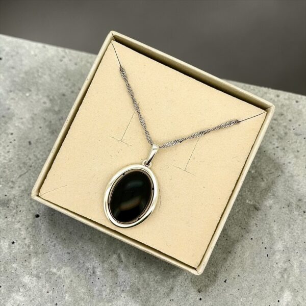 WISIOREK SREBRNY Z DUŻYM ONYKSEM SREBRO 925