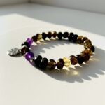 BRANSOLETKA Z CERTYFIKOWANYM BURSZTYNEM I AMETYSTEM NA GUMCE